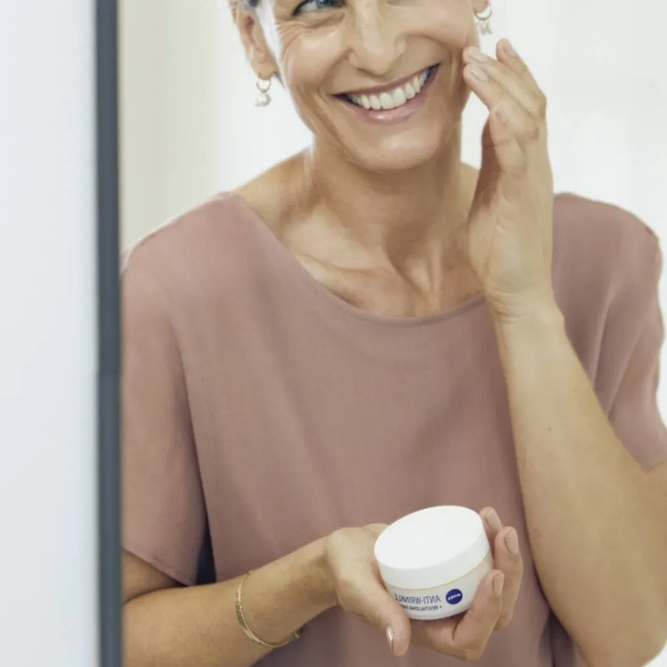 2 Pack Przeciwzmarszczkowy+ Rewitalizujący krem na dzień i krem na noc 55+ 2x50ml