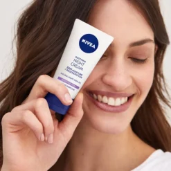 24H Nawilżenia kojąco-regenerujący krem na noc 50ml