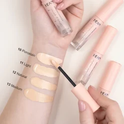 High TENDER TOUCH Korektor do oczu i twarzy - 12 Natural