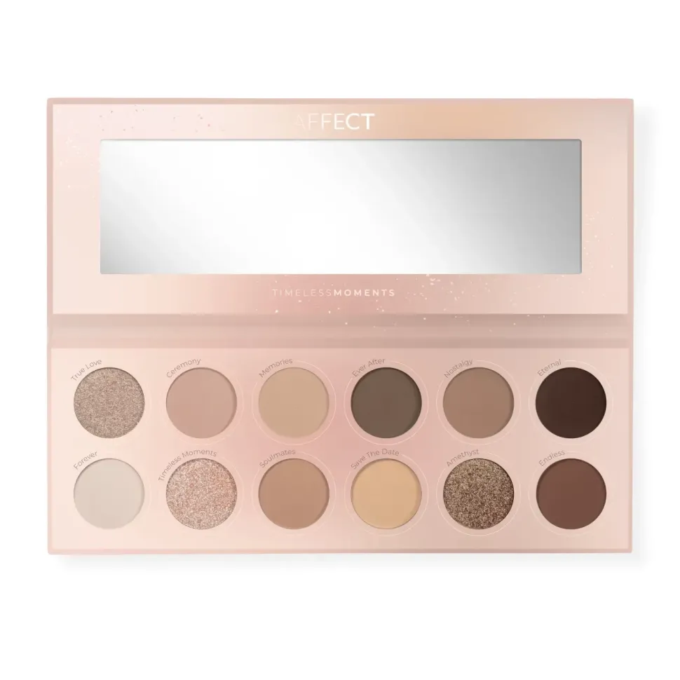Paleta prasowanych cieni Timeless Moments